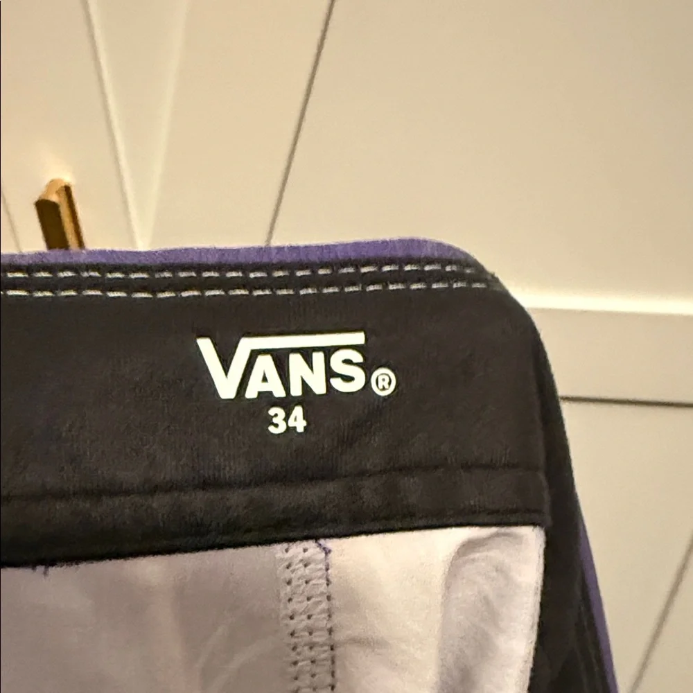 Men's Vans Off The Wall Board‎ Shorts Size 34 Purple Floral